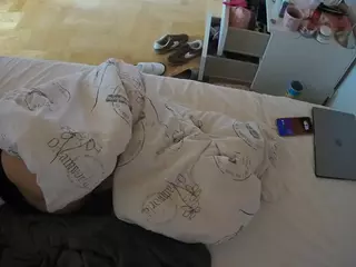 Julmodels Bedroom-B2's Live Sex Cam Show