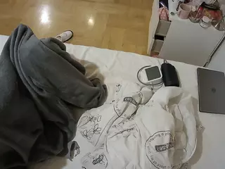 Julmodels Bedroom-B2's Live Sex Cam Show