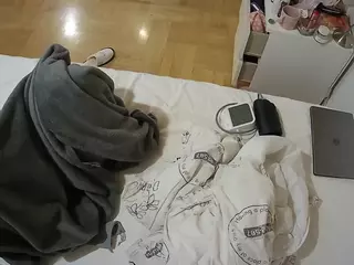 Julmodels Bedroom-B2's Live Sex Cam Show