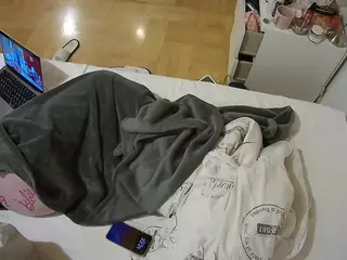 Julmodels Bedroom-B2's Live Sex Cam Show