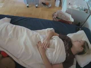 Julmodels Bedroom-B2 Nude on Cam