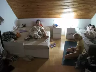 Julmodels Bedroom-B3's Live Sex Cam Show
