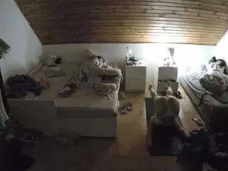 Julmodels Bedroom-B3's Live Sex Cam Show