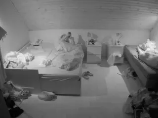 Julmodels Bedroom-B3's Live Sex Cam Show