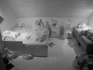 Julmodels Bedroom-B3's Live Sex Cam Show