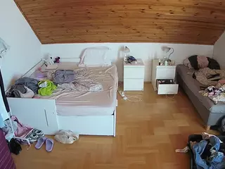 Julmodels Bedroom-B3's Live Sex Cam Show