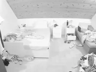Julmodels Bedroom-B3's Live Sex Cam Show