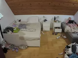Julmodels Bedroom-B3's Live Sex Cam Show