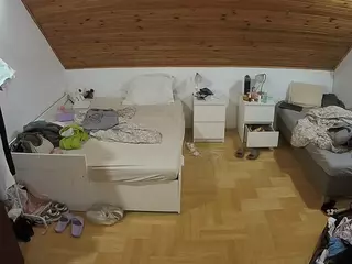 Julmodels Bedroom-B3's Live Sex Cam Show