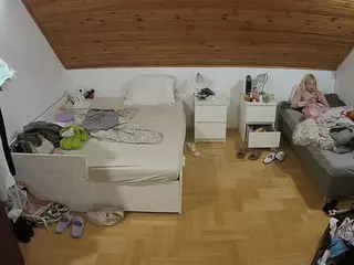 Julmodels Bedroom-B3's Live Sex Cam Show