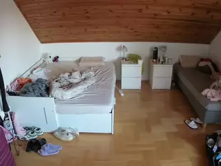 Julmodels Bedroom-B3's Live Sex Cam Show