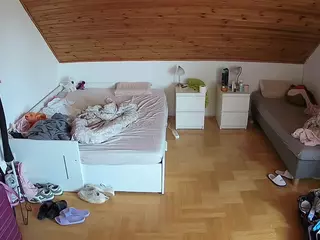 Julmodels Bedroom-B3's Live Sex Cam Show