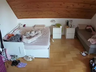 Julmodels Bedroom-B3's Live Sex Cam Show