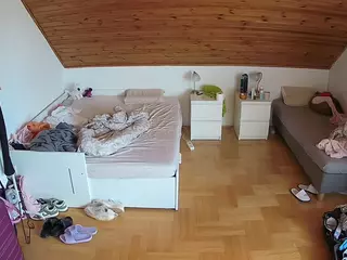 Julmodels Bedroom-B3's Live Sex Cam Show