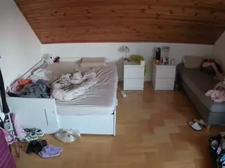 Julmodels Bedroom-B3's Live Sex Cam Show