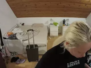 Julmodels Bedroom-B3's Live Sex Cam Show