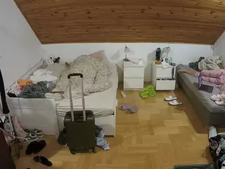 Julmodels Bedroom-B3's Live Sex Cam Show