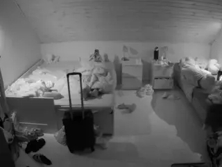 Julmodels Bedroom-B3's Live Sex Cam Show