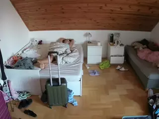 Julmodels Bedroom-B3's Live Sex Cam Show