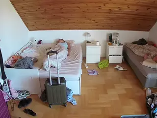 Julmodels Bedroom-B3's Live Sex Cam Show