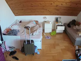 Julmodels Bedroom-B3's Live Sex Cam Show