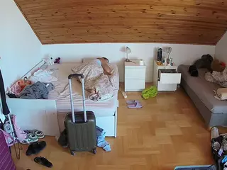 Julmodels Bedroom-B3's Live Sex Cam Show