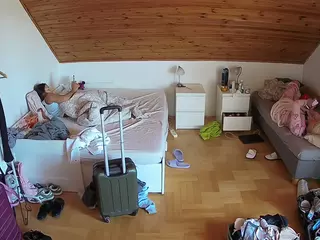 Julmodels Bedroom-B3's Live Sex Cam Show