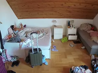 Julmodels Bedroom-B3's Live Sex Cam Show