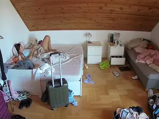 Julmodels Bedroom-B3's Live Sex Cam Show