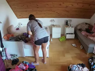Julmodels Bedroom-B3's Live Sex Cam Show