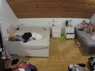 Julmodels Bedroom-B3's Live Sex Cam Show