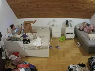Julmodels Bedroom-B3's Live Sex Cam Show