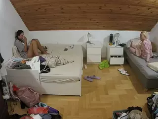 Julmodels Bedroom-B3's Live Sex Cam Show