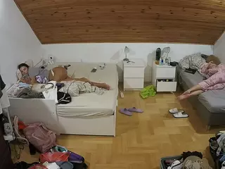Julmodels Bedroom-B3's Live Sex Cam Show
