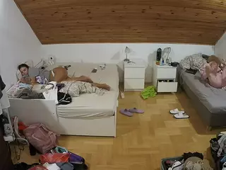 Julmodels Bedroom-B3's Live Sex Cam Show