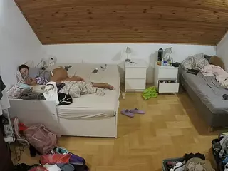 Julmodels Bedroom-B3's Live Sex Cam Show