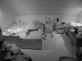 Julmodels Bedroom-B3's Live Sex Cam Show