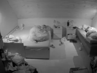 Julmodels Bedroom-B3's Live Sex Cam Show