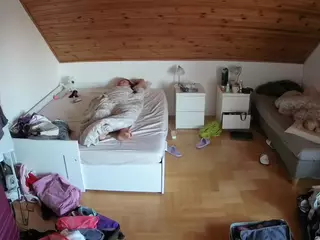 Julmodels Bedroom-B3's Live Sex Cam Show