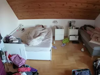 Julmodels Bedroom-B3's Live Sex Cam Show