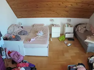 Julmodels Bedroom-B3's Live Sex Cam Show