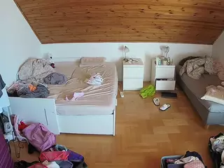 Julmodels Bedroom-B3's Live Sex Cam Show