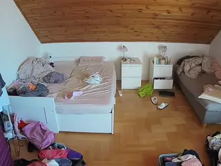 Julmodels Bedroom-B3's Live Sex Cam Show