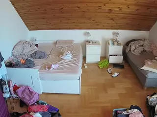 Julmodels Bedroom-B3's Live Sex Cam Show