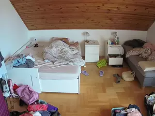 Julmodels Bedroom-B3's Live Sex Cam Show