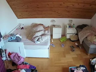 Julmodels Bedroom-B3's Live Sex Cam Show