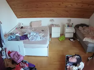 Julmodels Bedroom-B3's Live Sex Cam Show