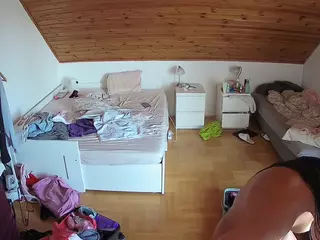 Julmodels Bedroom-B3's Live Sex Cam Show