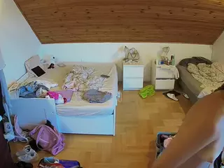 Julmodels Bedroom-B3's Live Sex Cam Show