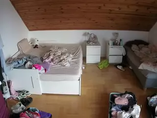 Julmodels Bedroom-B3's Live Sex Cam Show